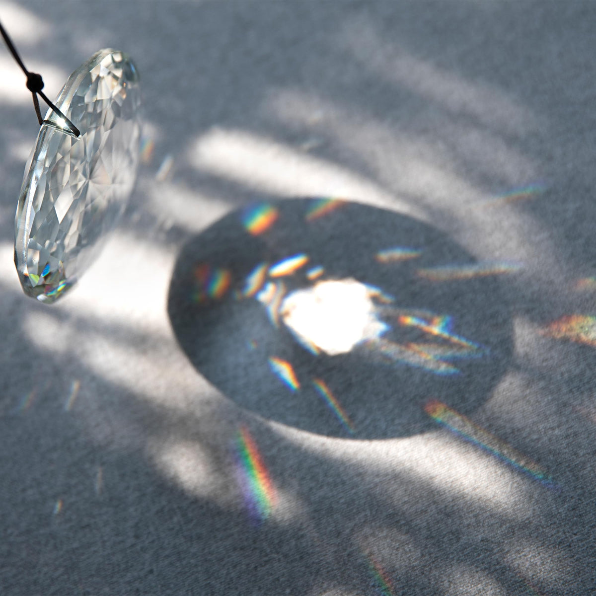 HDCRYSTALGIFTS handmade 74mm crystal pendant adds artisanal charm
