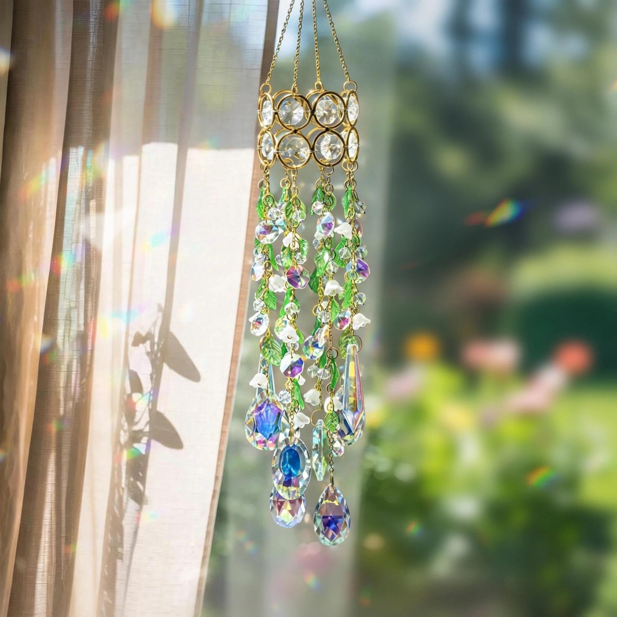 HDCRYSTALGIFTS lily-of-the-valley acrylic leaf accent enhances natural style.