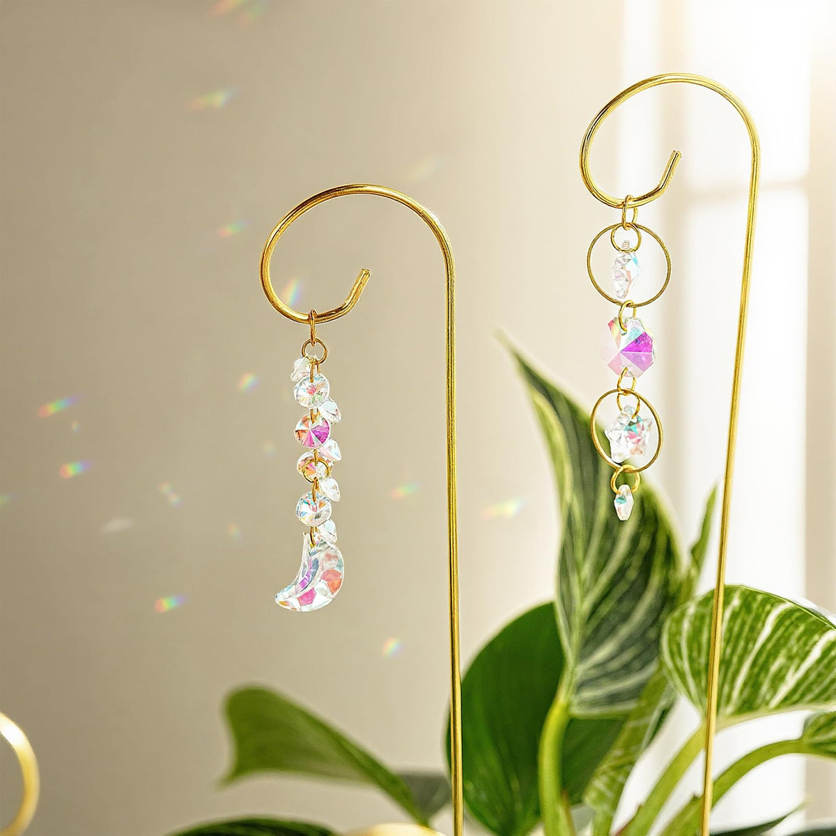 HDCRYSTALGIFTS indoor or outdoor displays sparkle in sunlight.