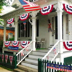 Heartome Independence Day banner designed for weather-resistant outdoor display.