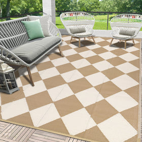 HEBE Checkered Outdoor Rug 8x10 shows a durable, easy-care patio surface.