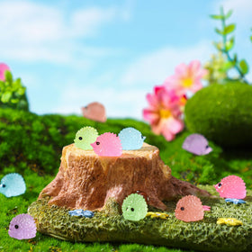 Hiboom party favors with cute hedgehogs for celebrations