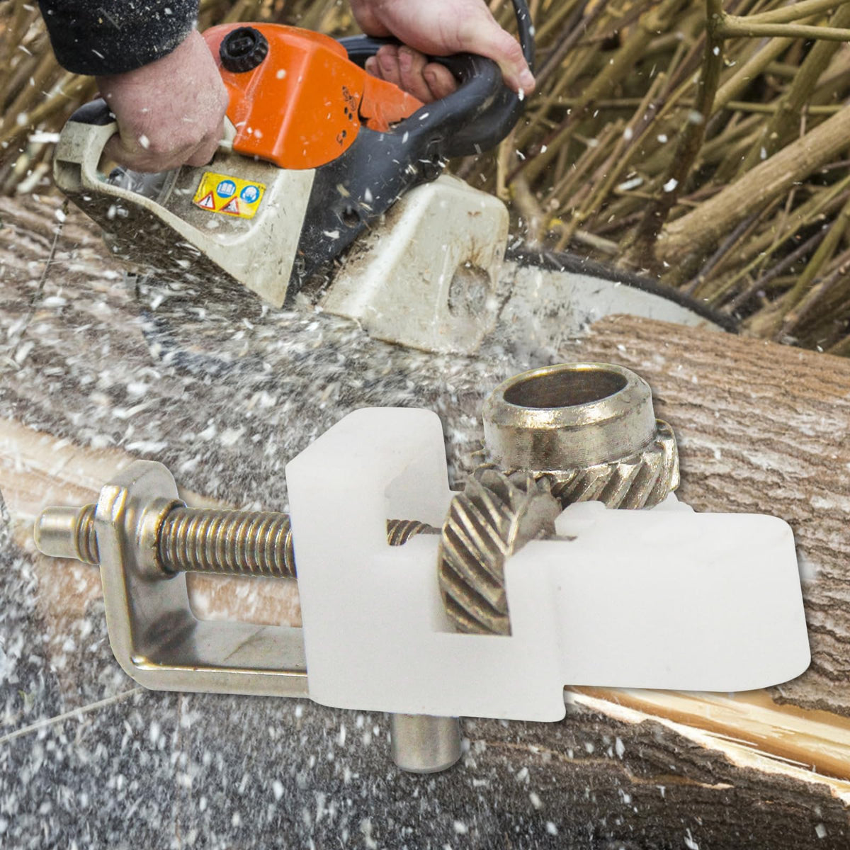 Hildpart compatible tensioner assembly enables reliable chain tightening during maintenance.