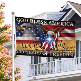 Hillsuren outdoor garden patriotic flag display in yard or porch