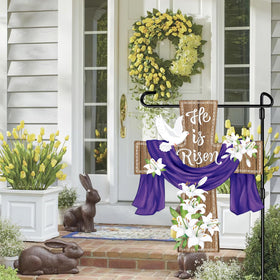 Hinsly Christian cross garden banner enhances seasonal decor