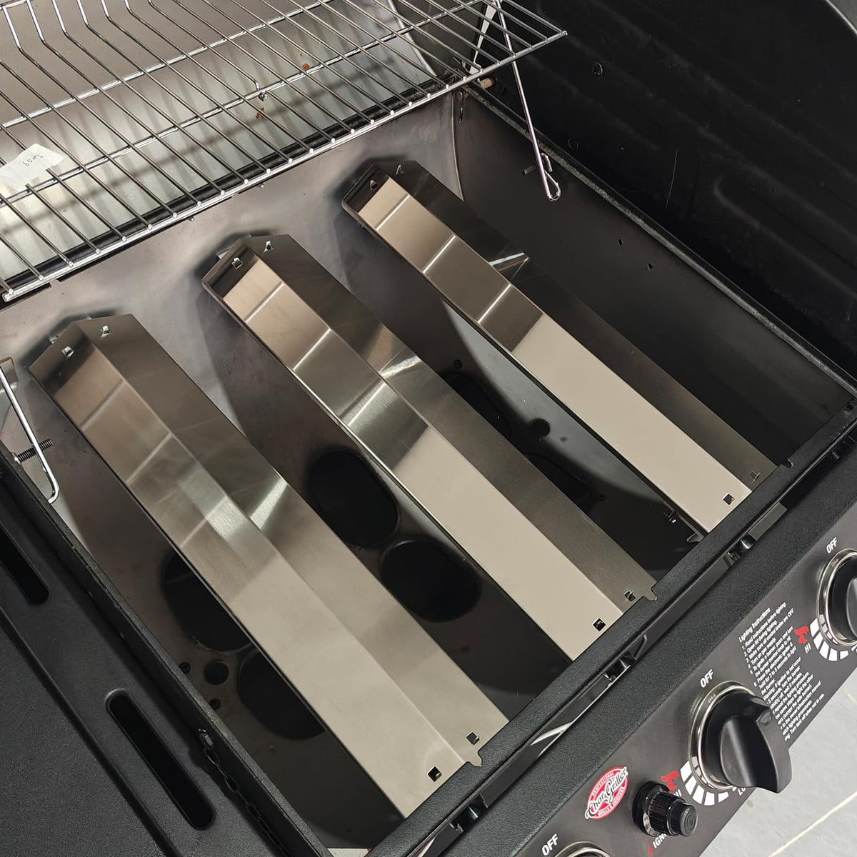 Hisencn Chargriller hanger brackets aid sturdy attachment and organized installation.