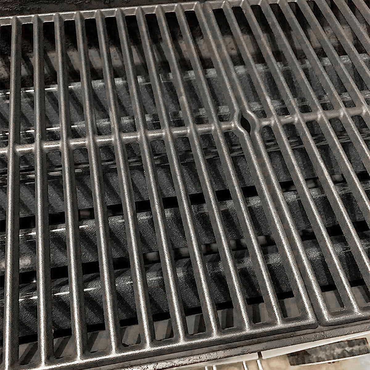 Durable construction withstands high temperatures and repeated use