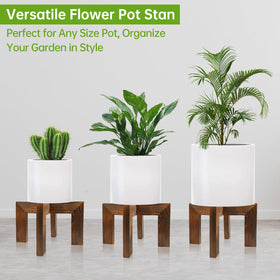 Hismocal minimalist plant shelf blends with any décor