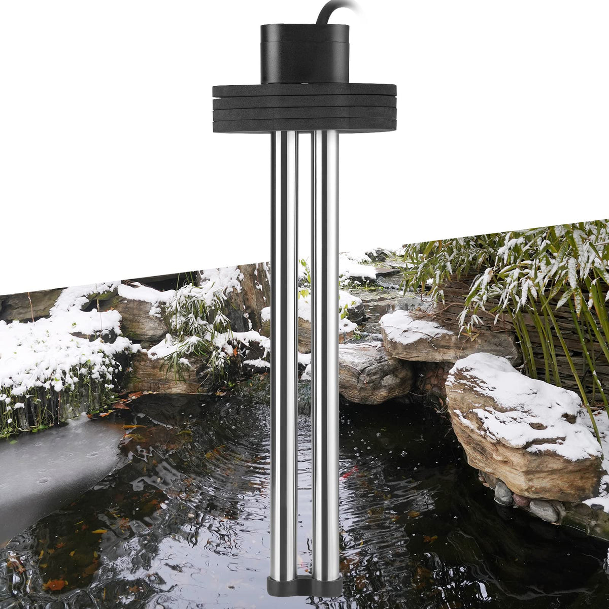 Hitop outdoor pond heater floats on water, showing safe winter de-icing.