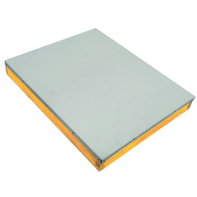 HiveSweet telescoping cover front view, durable top protecting your hive from rain.