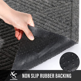 HIYARD stain-resistant fabric endures daily use without fading