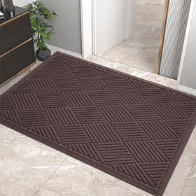 HIYARD front door mat absorbs moisture to keep entryways dry and clean