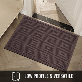 HIYARD door mat is easy to clean with vacuum or hose rinse