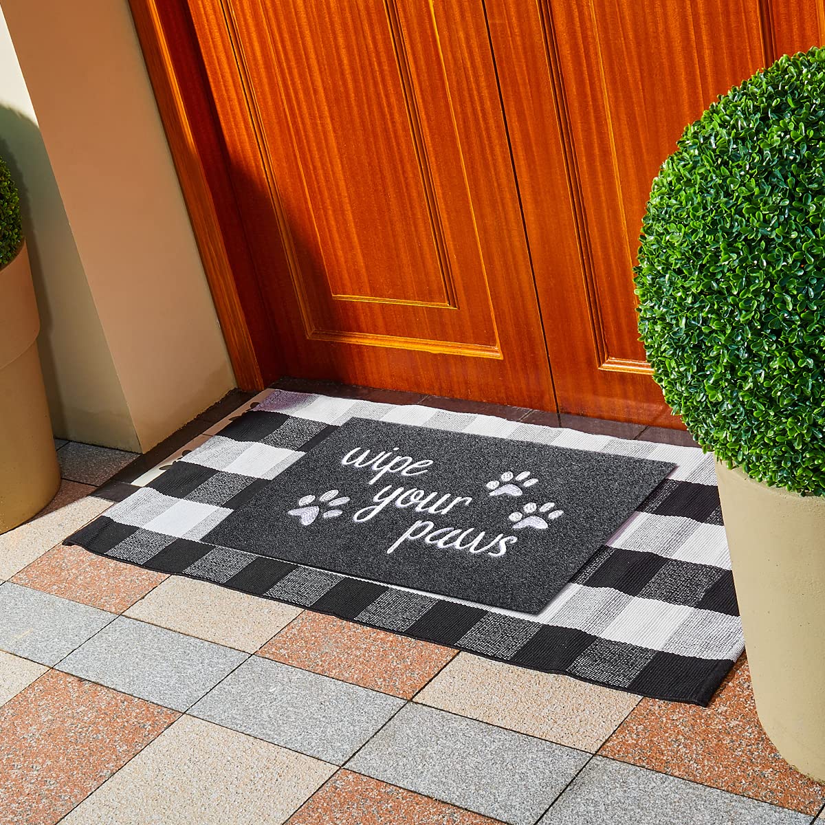HLFMVWE funny welcome pattern mat adds friendly charm to entrances.