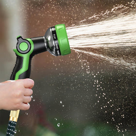 Heavy-duty HmiL-U hose nozzle for tough outdoor use.