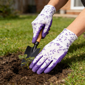 Hmxpls outdoor work gloves showing protective wrist cuff for dirt-free wrists