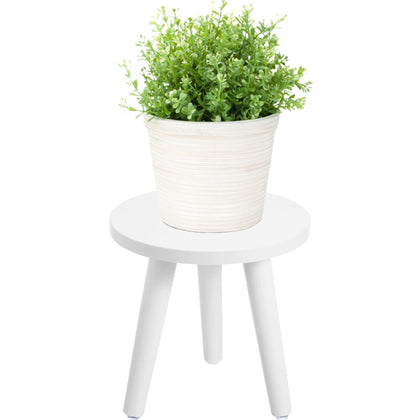 Hoceium small plant stand with indoor-outdoor versatility focusing on compact space use.