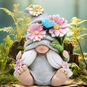 Hodao garden gnomes with colorful flowers attract attention