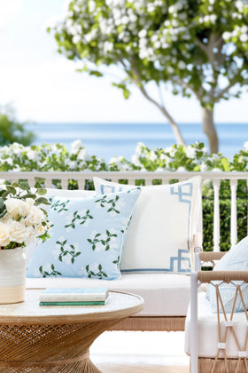 Hofdeco Premium coastal patio cover hydrangea pattern detail on both sides.