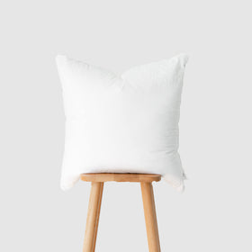 Hofdeco Premium 22x22 insert, corner-to-corner fluff for patio cushions.