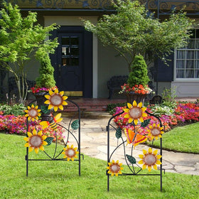 hogardeck seamless panel connection demonstrates versatile border lining for flower beds.