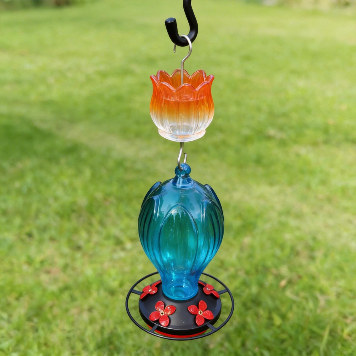 HOLAHOMA garden decor and nectar protection enhances outdoor space