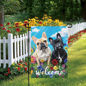 HOMETITUTE Double-sided garden flag remains visible from all angles.