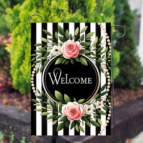 HOMETITUTE spring decor flag makes a thoughtful housewarming gift