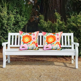 HOMFREEST machine washable pillow cover for simple upkeep.