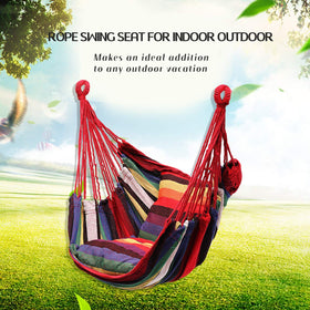 Hommtina hammock chair with pocket keeps essentials within reach while reading