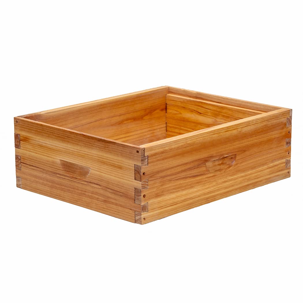 Honey Lake wax-coated foundation sheets included for stable brood frames