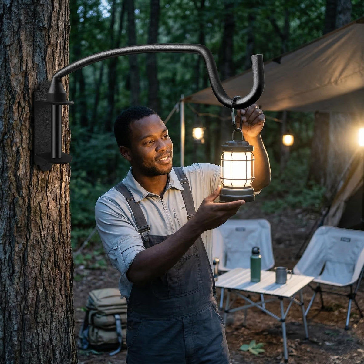 Hongchu versatile hanger supports bird feeders, wind chimes, and lanterns.