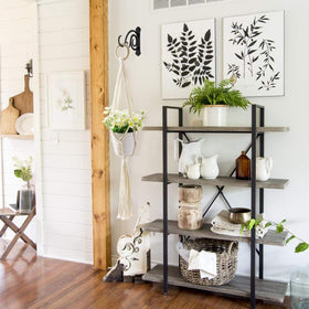 HongKim candle holder hanger adds porch ambiance with reliable support