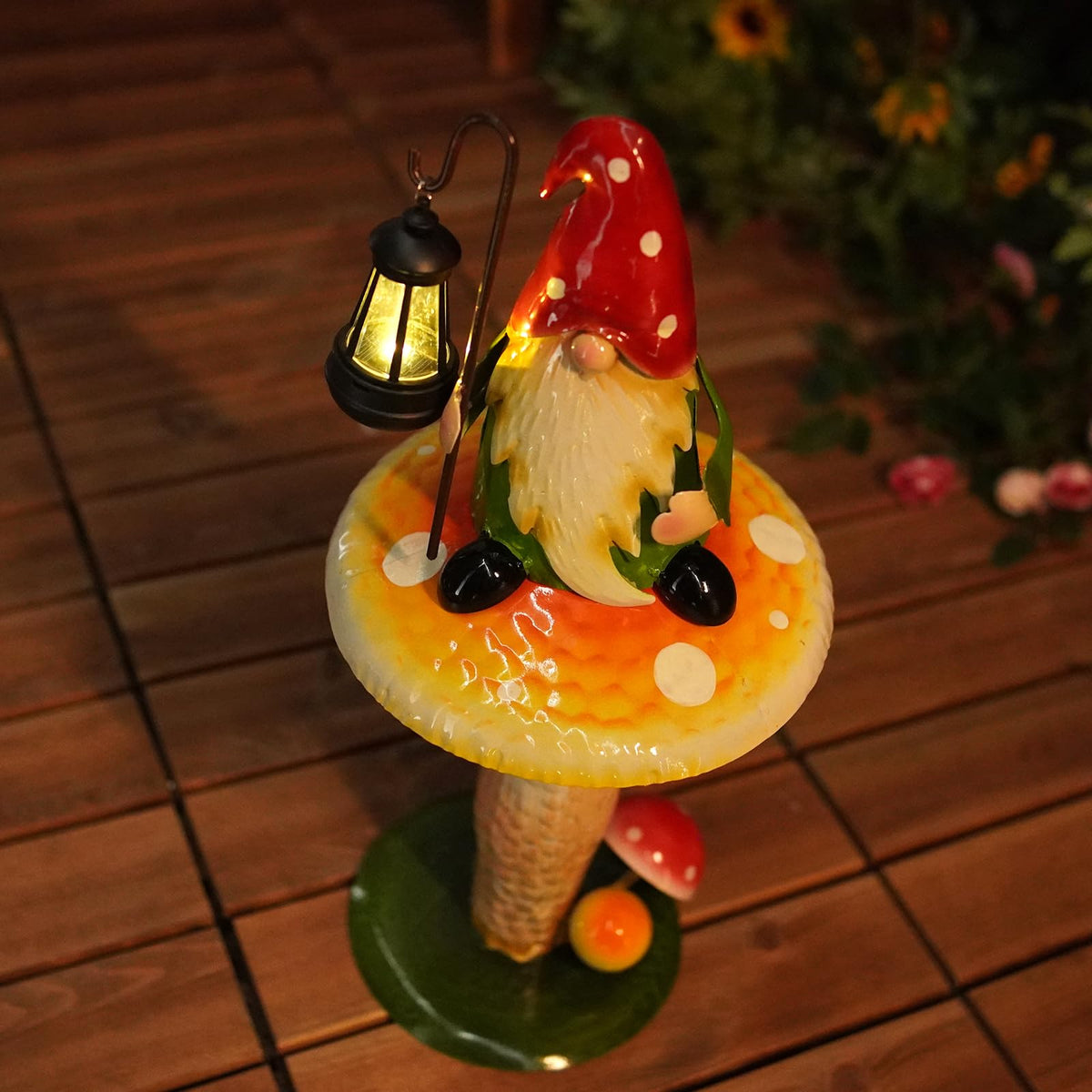HONGLAND gift-ready gnome decor is ideal for mom or housewarmings