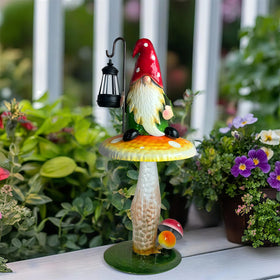 HONGLAND front-door gnome decor adds whimsy and curb appeal