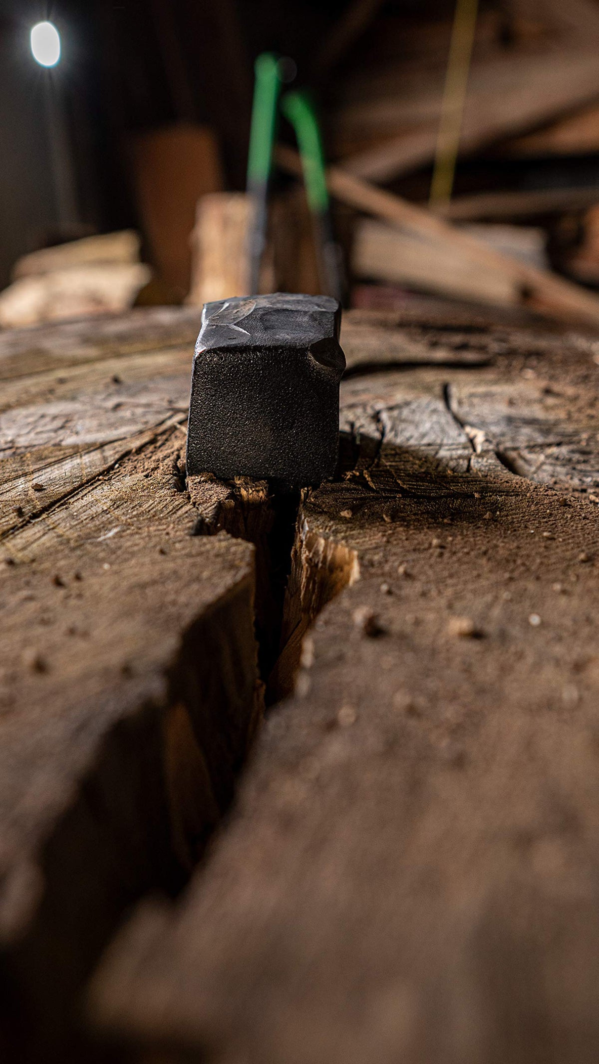 Hooyman Splitting Wedge 1045 high-carbon steel for durability.