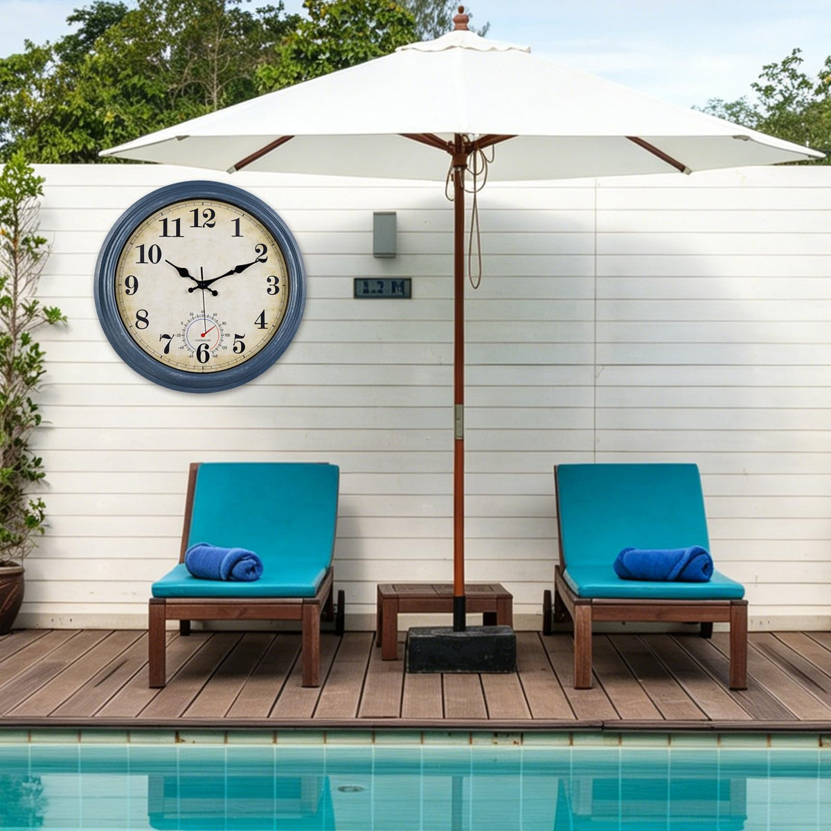 Horizent outdoor clock with thermometer for quick weather readings