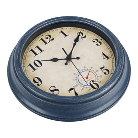 Horizent weather readout clock featuring thermometer for outdoor planning