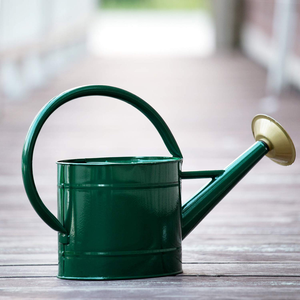 HORTICAN ergonomic handle provides comfortable, balanced pouring for long sessions.