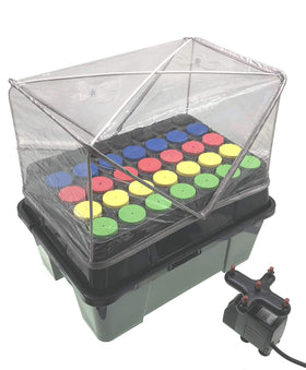 HORTIPOTS 35-site cloning setup demonstrates scalable aeroponics.