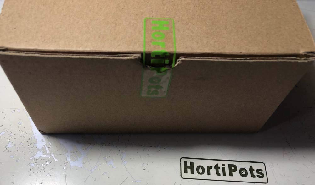 HORTIPOTS HP9-35US pump complements the manifold for DIY cloning.