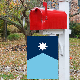Hostey Minnesota flag withstands outdoor conditions for long-lasting decoration.