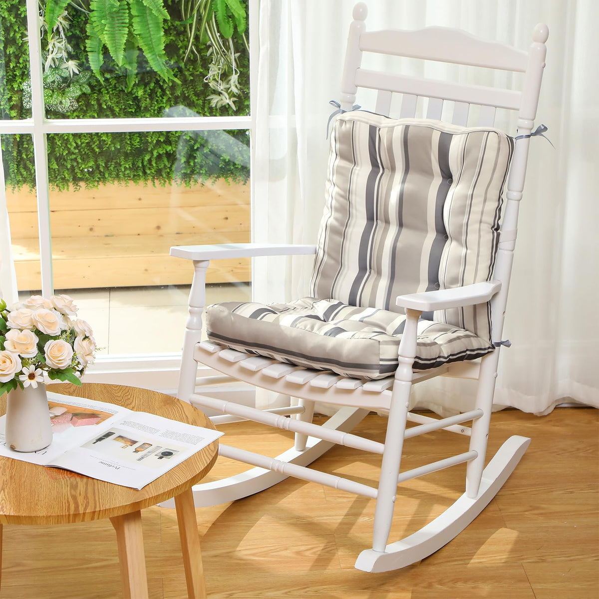 Hoteam cushions are easy to clean and resistant to stains