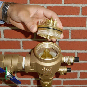 Houoto vacuum breaker repair kit with bonnet and poppet parts for durable repairs.