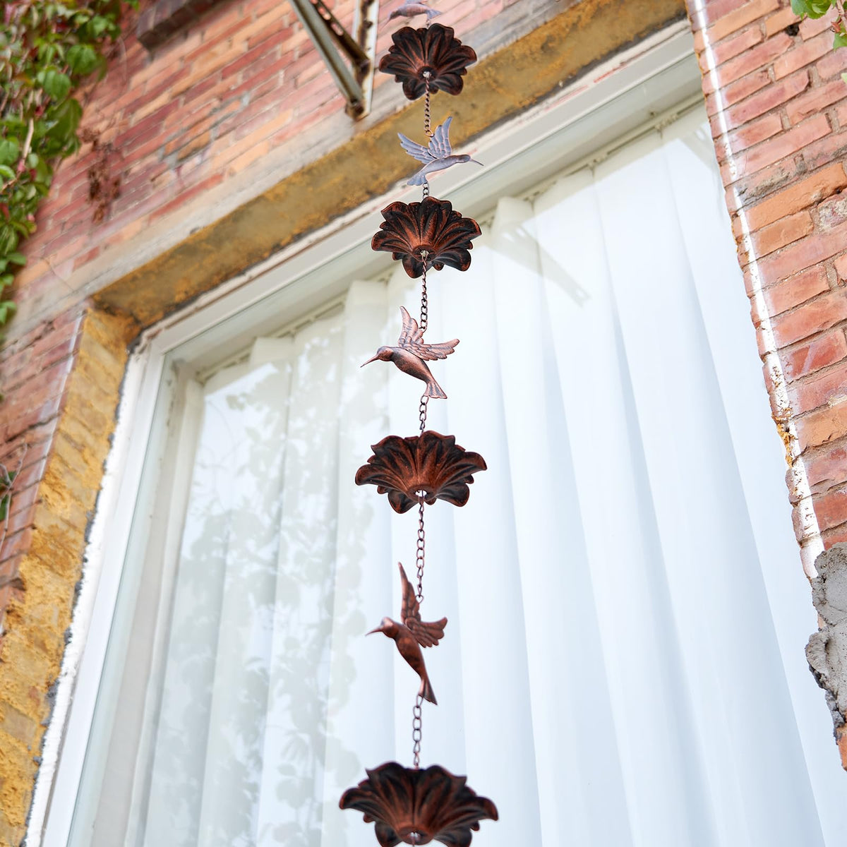 HOUYANG hummingbird rain chain bottom cast-iron bird for stability.