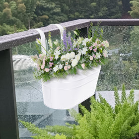 HowRU rail and fence hanging planter for outdoor display, white finish