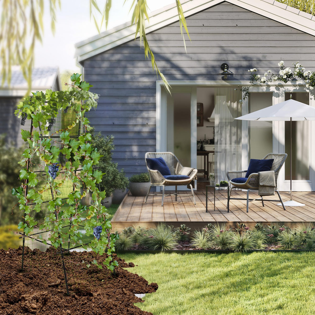 HPC Decor stable-ground stake design provides reliable support in windy conditions.