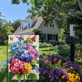 Hsrvivi weatherproof fabric keeps colors bright through seasons