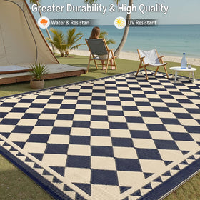 HUGEAR foldable beige-plaid rug with carrying bag for easy transport.