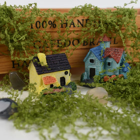 HUIANER fairy garden decor enhances mossy landscape with tiny houses